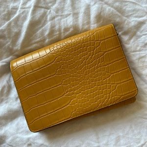 Forever 21 crossbody bag